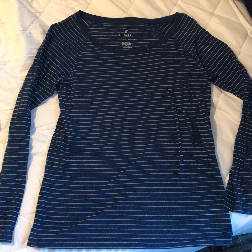 American eagle long sleeve tee